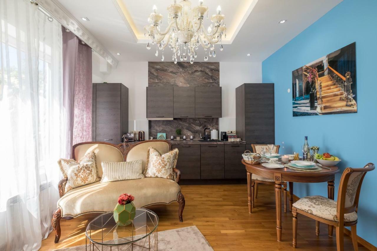 Parliament Sofia - Top Center Luxury Apartment מראה חיצוני תמונה